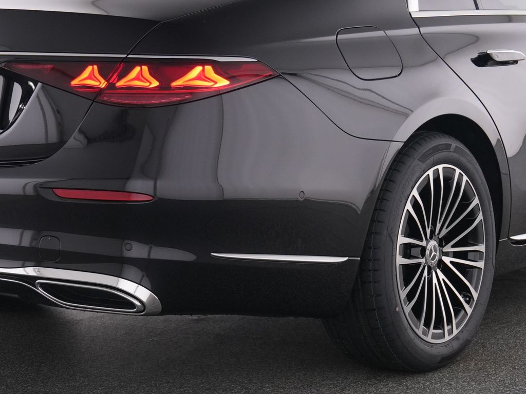 MERCEDES-BENZ S-Class 2026