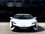 Lamborghini Huracán Tecnica SV10 /Sensonum/Lift - weiße Lamborghini Huracán