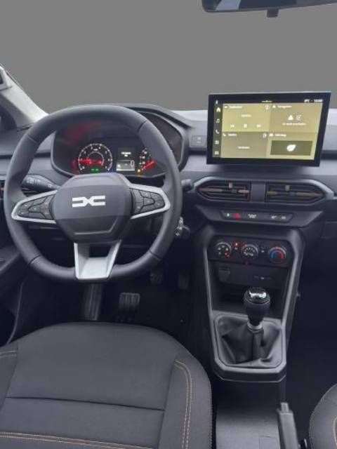 Fahrzeugabbildung Dacia Sandero Stepway Essential TCe 110