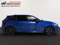 Fahrzeugabbildung BMW M 135i xDrive -- AHK/ DrivingProf/ HeadUp/ HiFi