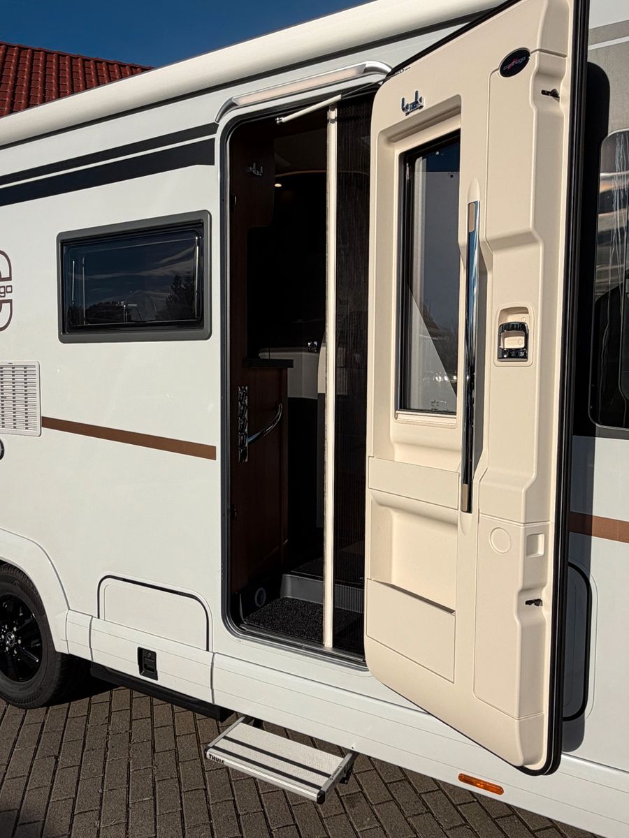 Fahrzeugabbildung Carthago C2-tourer I 143 KB-LE comfort Mercedes
