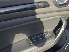 Renault Megane IV 1.6 E-TECH Plug-in 160 Grandtour R.S. 