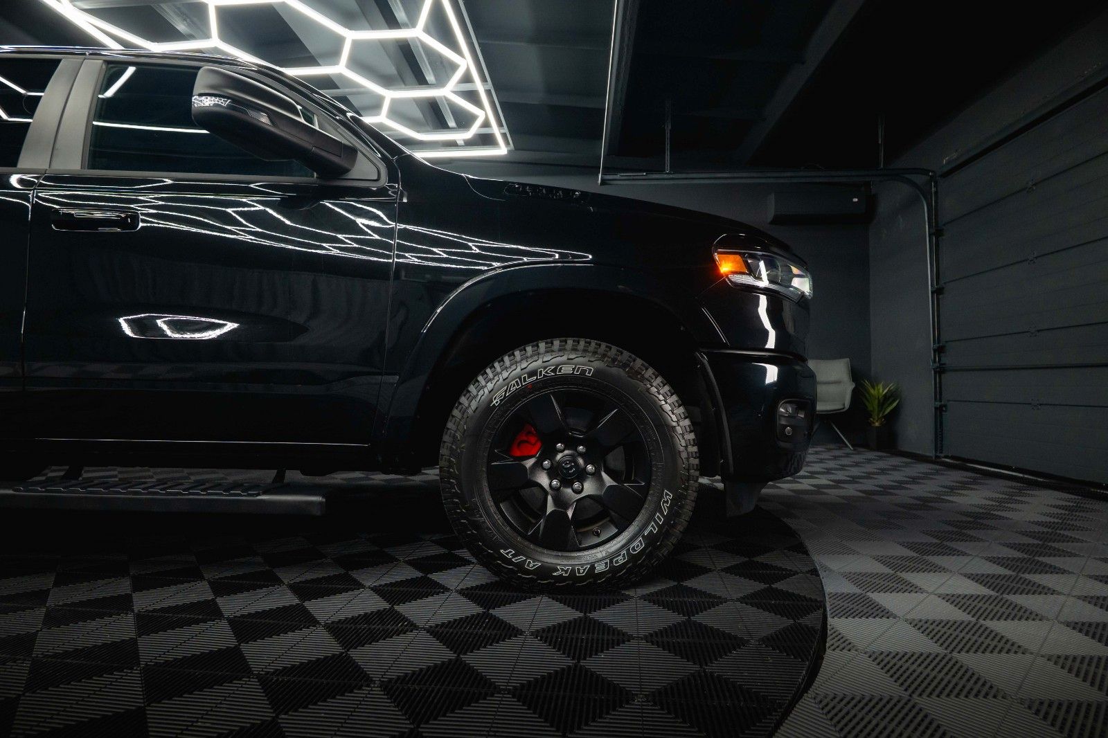 Fahrzeugabbildung Dodge RAM 3.0 MY 25 TWIN TURBO BLACK EDITION *LED*ACC*