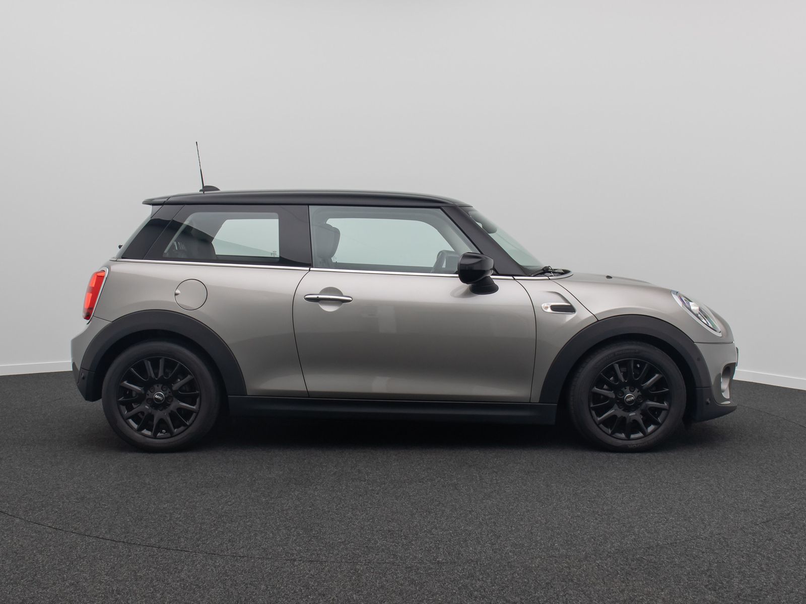 Fahrzeugabbildung MINI COOPER ACC AppleCar DriveAs DAB Teilleder Sport