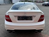 Mercedes-Benz C 63 AMG COUPE, DEUTSCHES FAHRZEUG, DIAMANTWEISS - Mercedes-Benz C 63 AMG: Coupe
