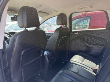 Ford Kuga - 10