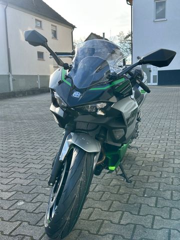 Kawasaki Z 7/Ninja 7 Hybrid, Elektro/Benzin