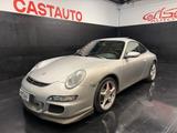 Porsche 996 Carrera 3.6 Coupé - silberne Porsche 911 Urmodell