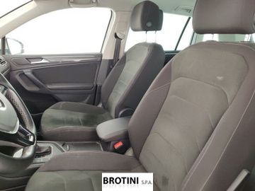 Volkswagen Tiguan - 9