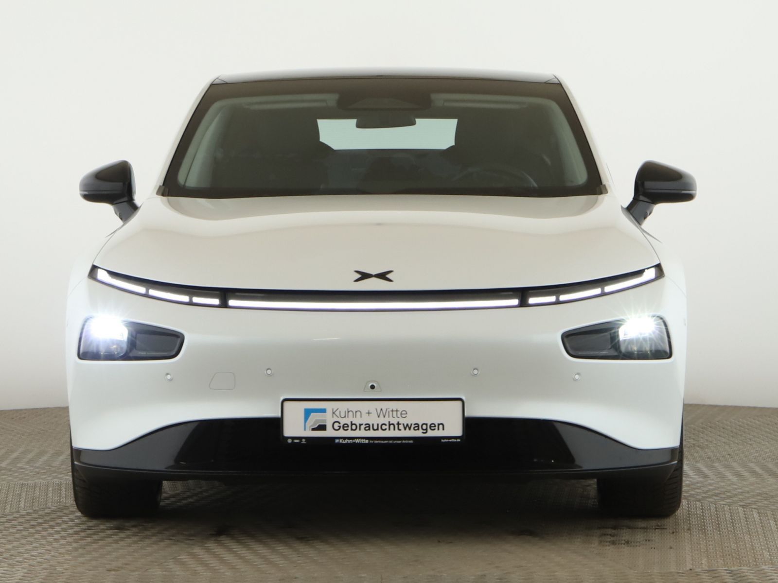 XPENG P7