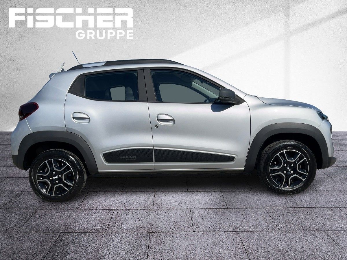 Fahrzeugabbildung Dacia Spring Essential ELECTRIC 45 incl. Schukolkabel - mit KI generiert/bearbeitet