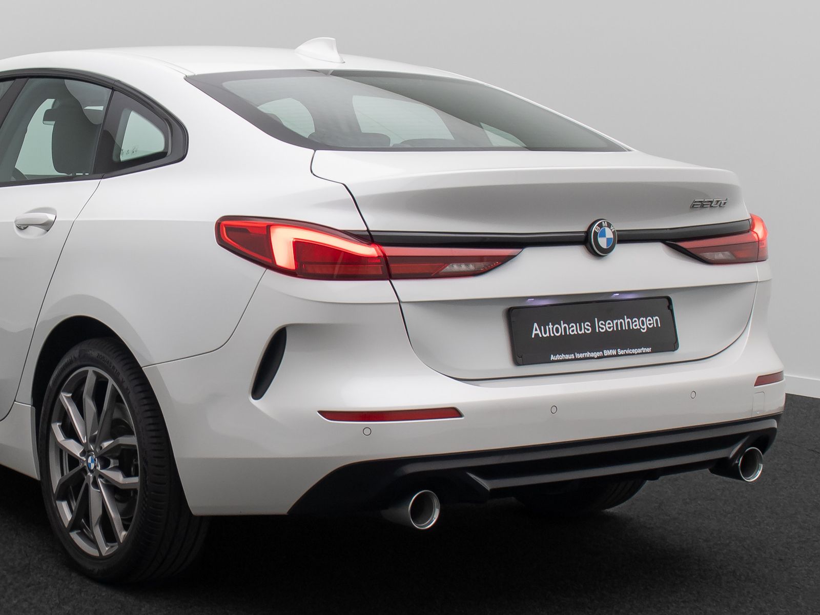 Fahrzeugabbildung BMW 220d Gran Coupé Sport Line HUD DAB Alarm Komfort