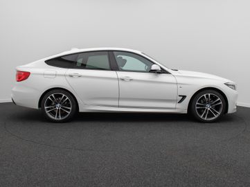 BMW 330 Gran Turismo - 5