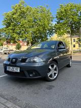 Seat Ibiza 1.4 16V 63kW Sport Edition Sport Edition - Seat Ibiza aus 2006: Sport