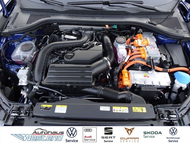 Fahrzeugabbildung SKODA Superb Combi L&K 1.5l TSI iV 110kW Matrix HuD Na