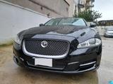 Jaguar XJ 3.0D V6 Premium Luxury - gebrauchte Jaguar XJ aus dem Jahr 2010