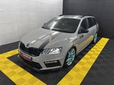 Skoda Octavia RS+DSG+AHK+ACC+NAVI+KAMERA+Smart Link - Skoda Octavia: L K