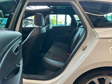 MYAUTOCENTER – Gebraucht- und Jahreswagen mit Werkstattservice in Pfaffenhofen Seat Leon *KEYLES*PANO*ACC*LED*PDCCAM*FR*ALCANTARA*