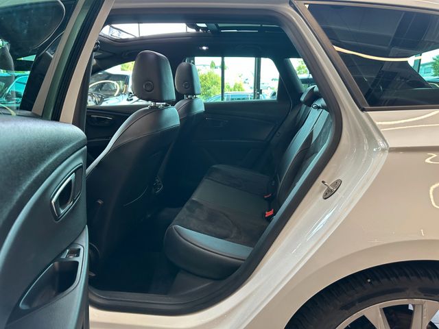 MYAUTOCENTER – Gebraucht- und Jahreswagen mit Werkstattservice in Pfaffenhofen Seat Leon *KEYLES*PANO*ACC*LED*PDCCAM*FR*ALCANTARA*