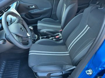 Fotografie 9 des Opel Corsa YES Sitz-/Lenkradheizung Allwetterreifen