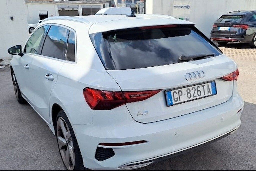 Audi AUDI A3 SPORTBACK 35 TDI 150CV 6M. BUSINESS ADVA imagem 3