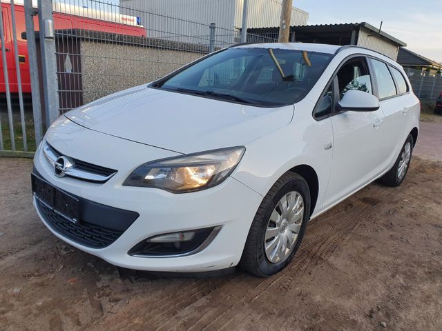 Opel Astra J Sports Tourer Edition