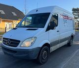 Mercedes-Benz Mercedes Benz Sprinter Kastenwagen hoch+Lang - weiße Mercedes-Benz eSprinter