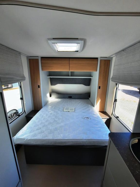 Fahrzeug Übersicht 17 Fahrzeugabbildung Bürstner B66 485 TS Verfüg./Sparen Sie 3.740,- €