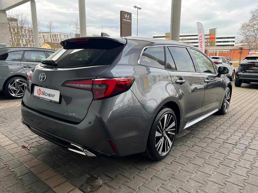 Fahrzeugabbildung Toyota Corolla Touring Sports 2.0 Hybrid Teamplayer