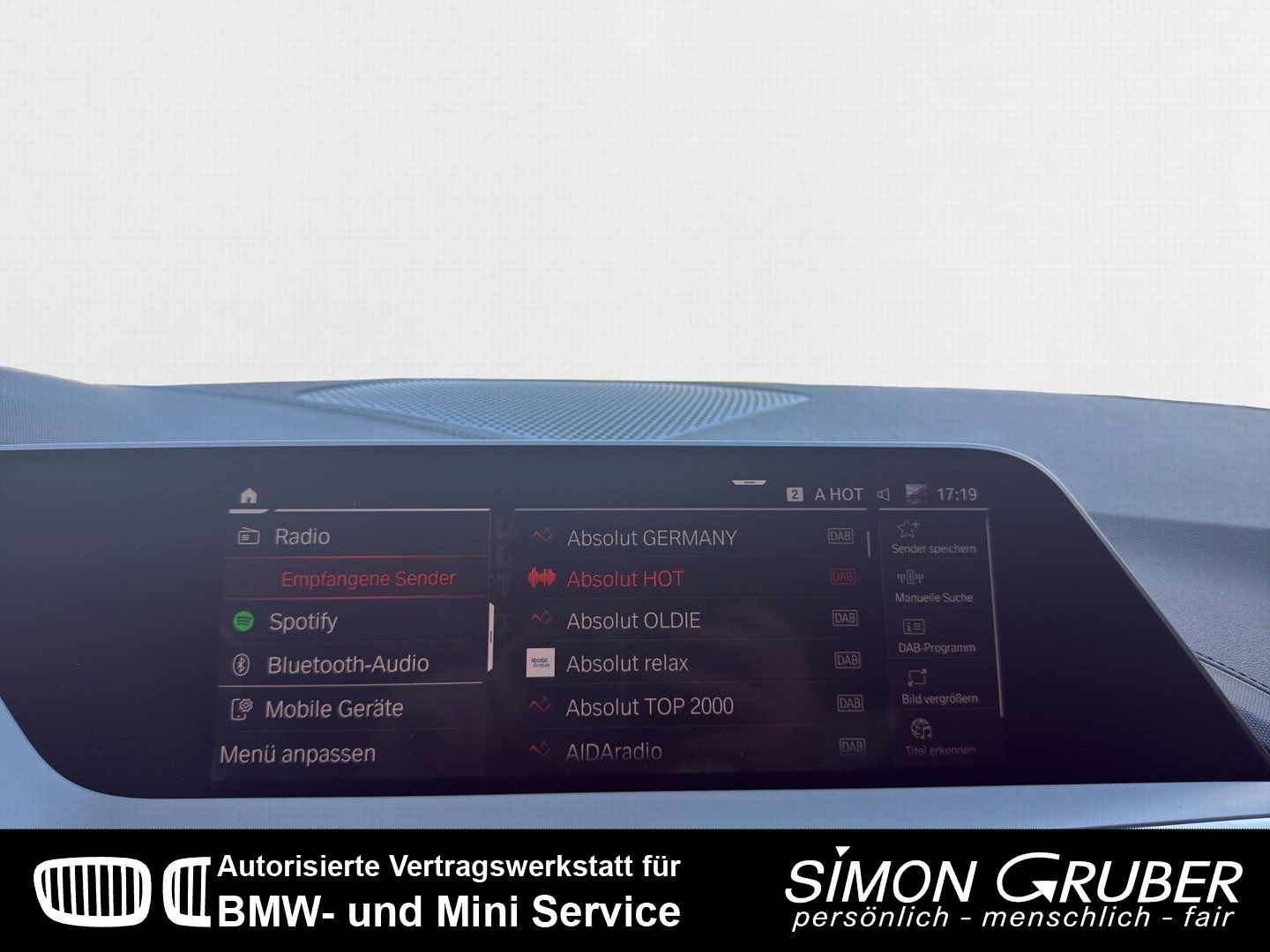 Fahrzeugabbildung BMW Z4 sDrive 20 i Advantage Leder Navi Live Prof