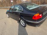 BMW 323i 6 Zylinder - BMW 323 aus 2000: 323i