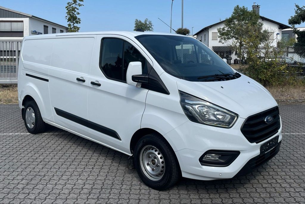 Image of Ford Transit Custom