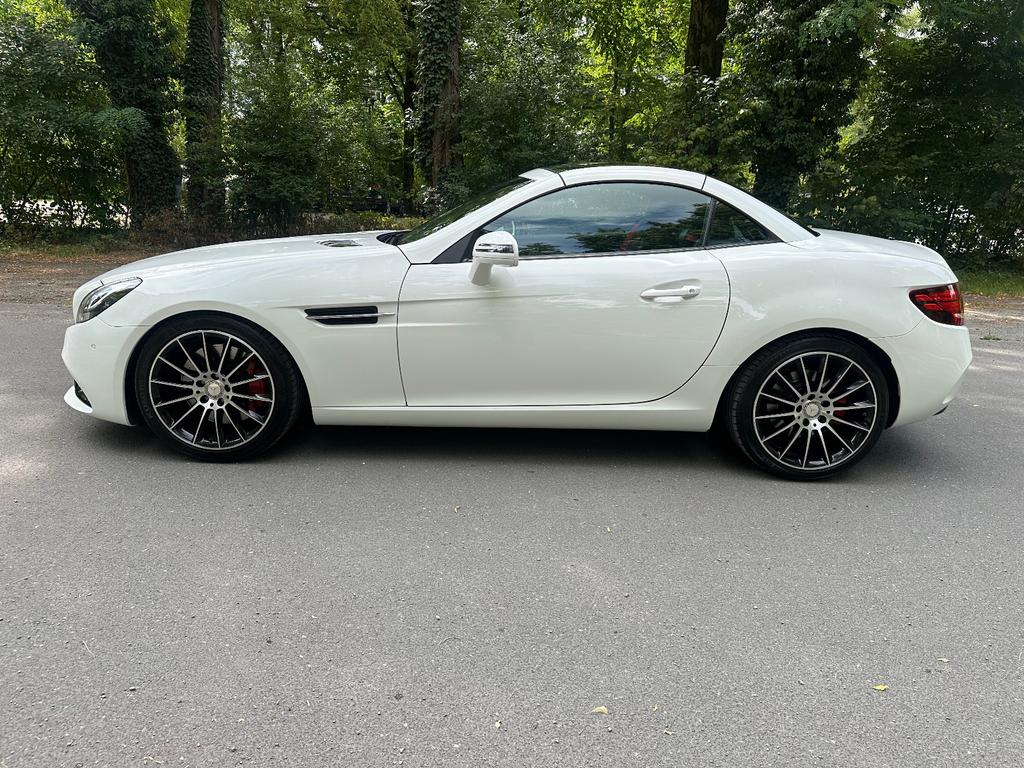 Mercedes-Benz SLC 200