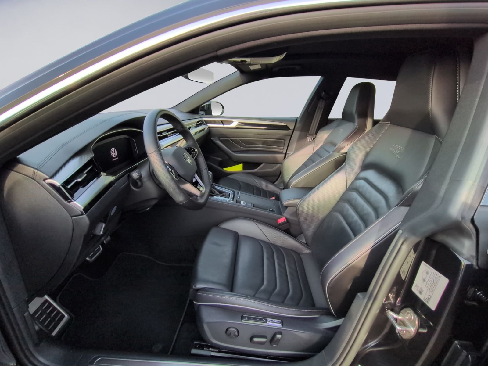 Arteon Shooting Brake 1.4 eTSI eHybrid R-Line