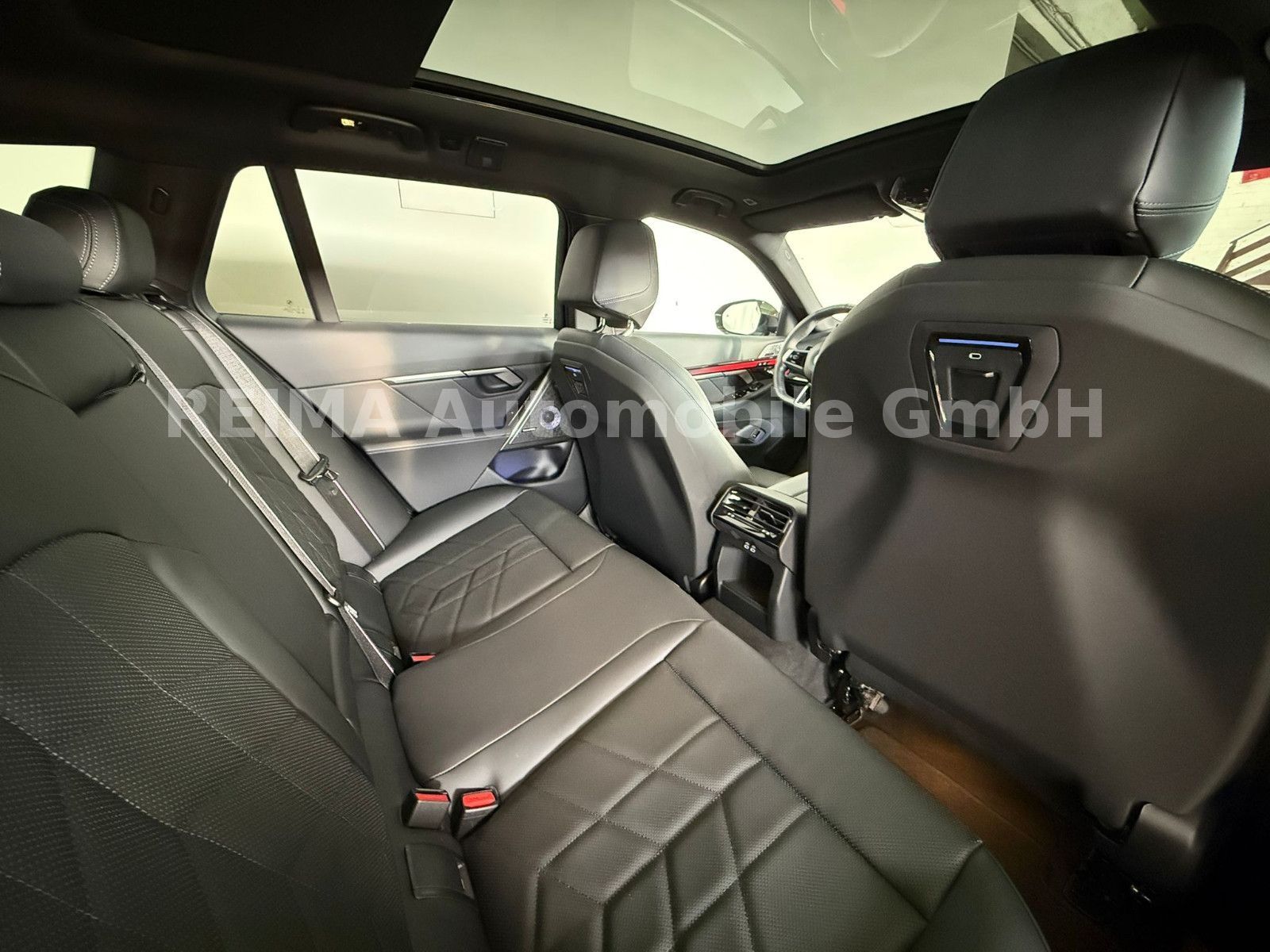 Fahrzeugabbildung BMW 530 e Touring xDrive M Sportpaket Pro,Pano, 21"