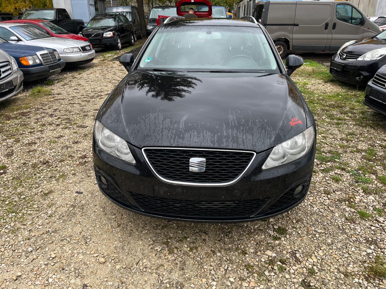 Seat Exeo 2012 — rear view