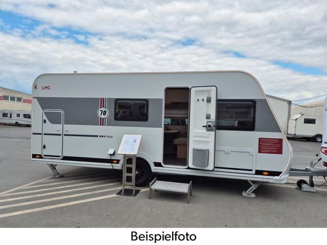 Neuseenland Caravaning Fahrzeugverkauf LMC Style 493 K *MJ25*Dachklima*3er-Etagenbetten