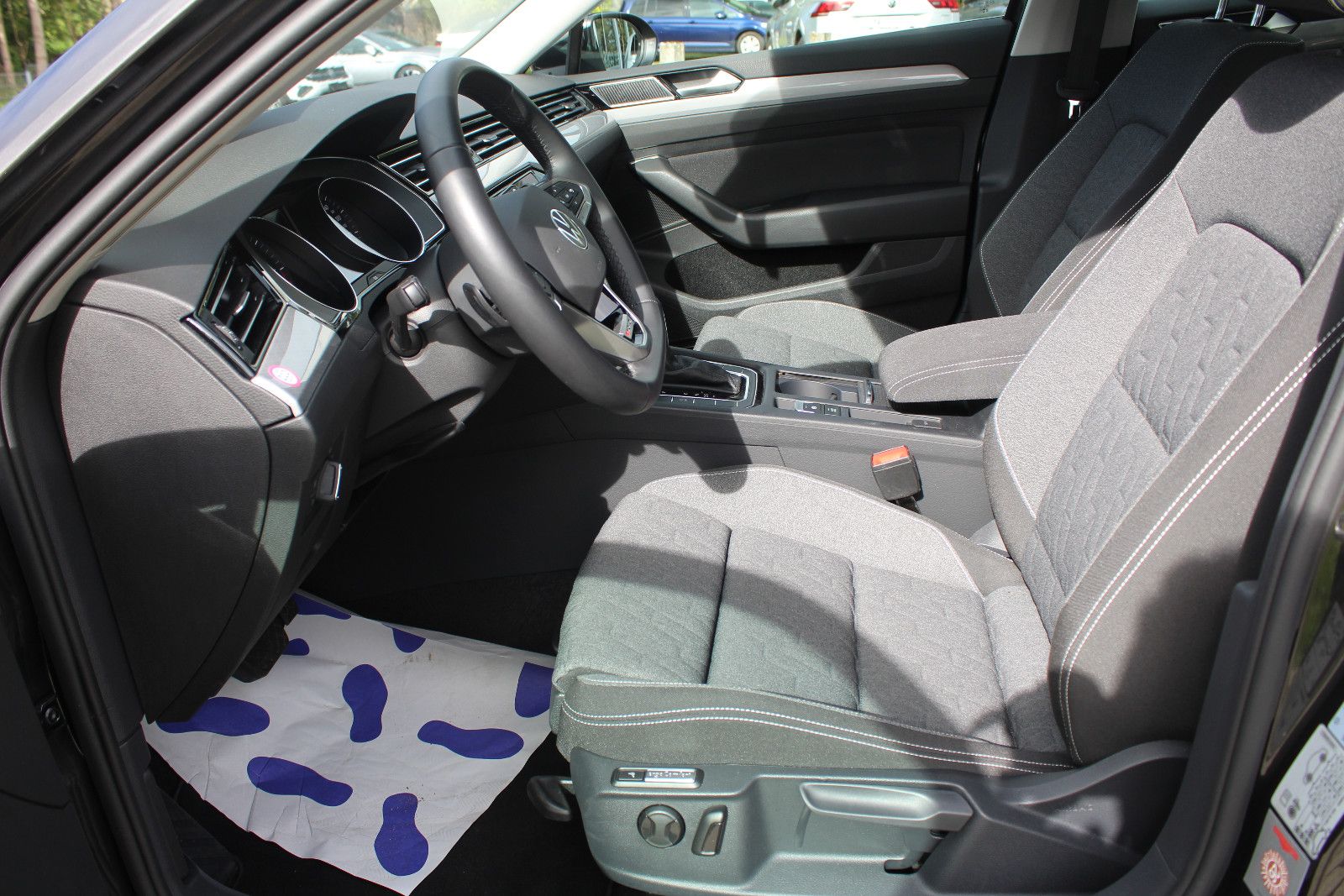 Volkswagen Passat Variant Business 2.0 TDI 4x4 DSG LED Rfk foto 5