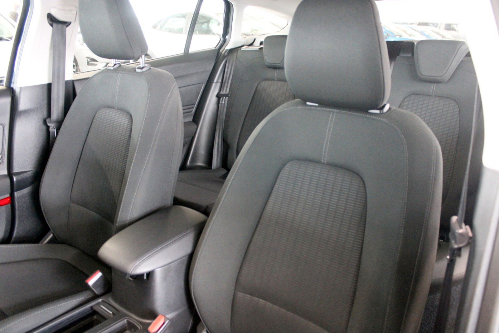 Fahrzeugabbildung Ford Focus Trend Turnier KLIMA AHK WinterPaket 1.Hd