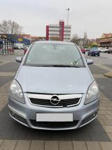 Opel Zafira B CATCH ME - Opel Zafira: Catch Me