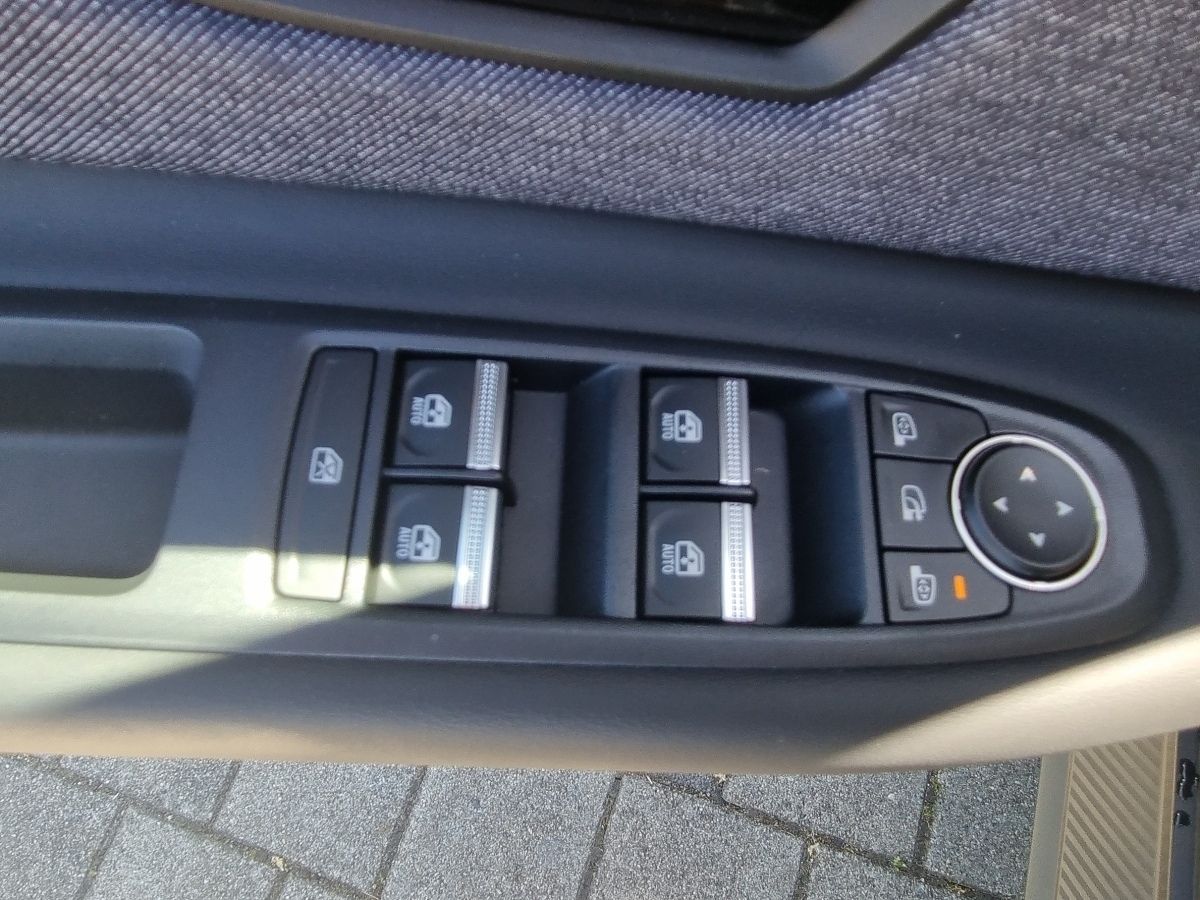 Fahrzeugabbildung Renault R 5 E-Tech elektrisch Techno 120 Urban Range