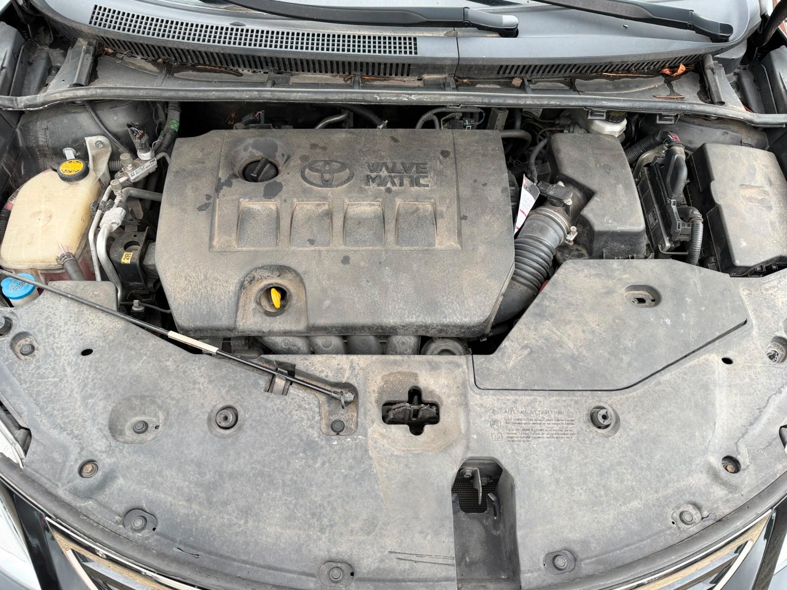 Toyota Avensis 2011 — photo 15