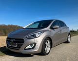 Hyundai i30 1.6 GDI Premium DCT Premium  - Hyundai i30: 1.6