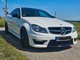 Mercedes-Benz C 63 AMG Coupé Autom. AMG - Mercedes-Benz C 63 AMG aus 2012