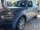 Audi Q3 2.0 TFSI 211CV quattro S tronic Advanced - Audi Q3 mit Halbautomatikschaltung