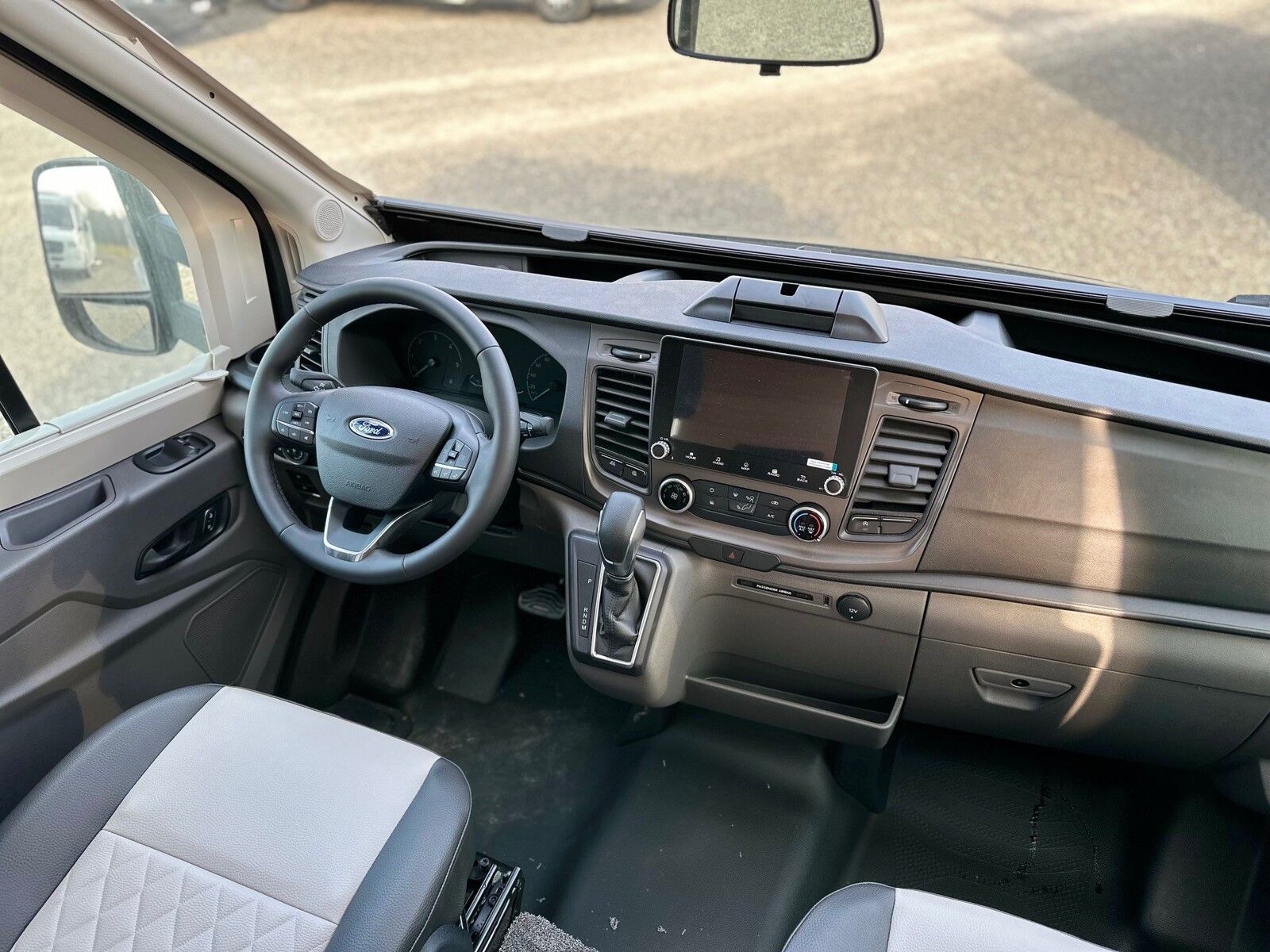 Fahrzeugabbildung Weinsberg CaraLoft Ford 600 MEG Automatik Xenon RFK