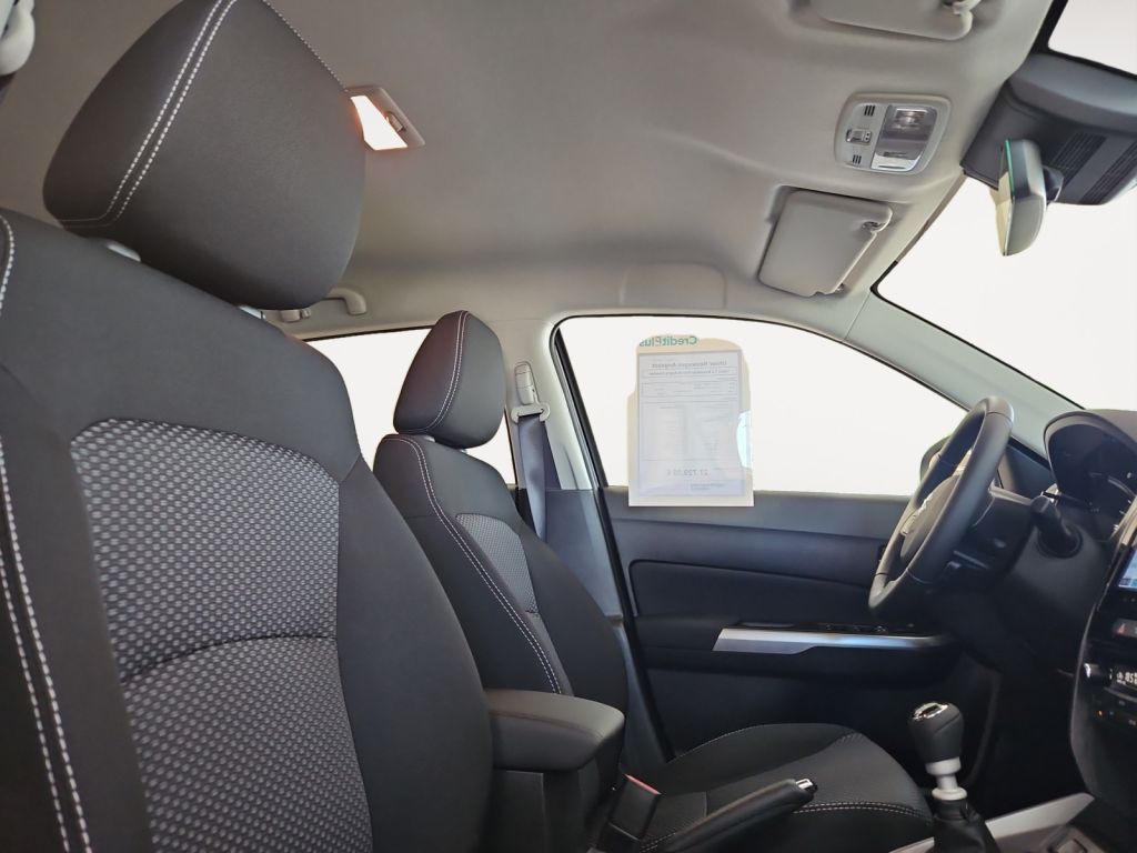 Fahrzeugabbildung Suzuki Vitara 1.4 Comfort Allrad Navi LED Sitzheizung