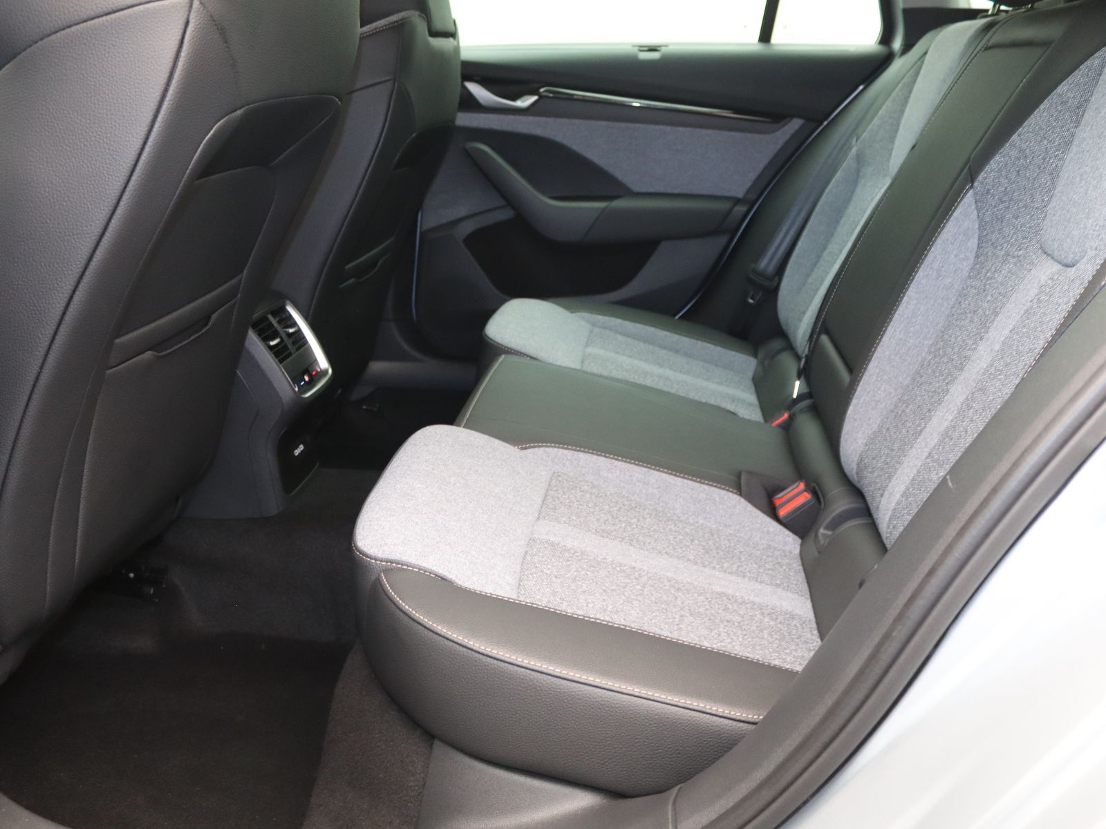 Skoda Octavia - Bild 12