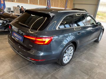 Audi A4 Avant design ultra *NAVI*ACC*AHK*PDC*MATRIX*