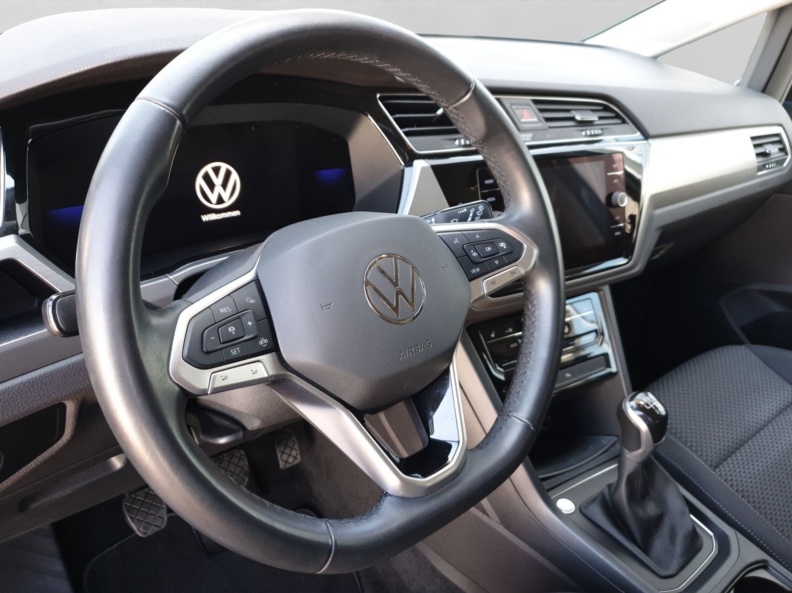 Volkswagen Touran - Bild 10